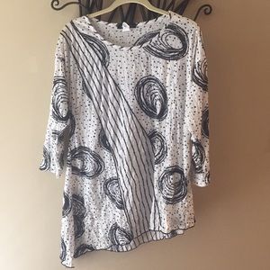 Yushi White & Black Dress Top. Size Small.
